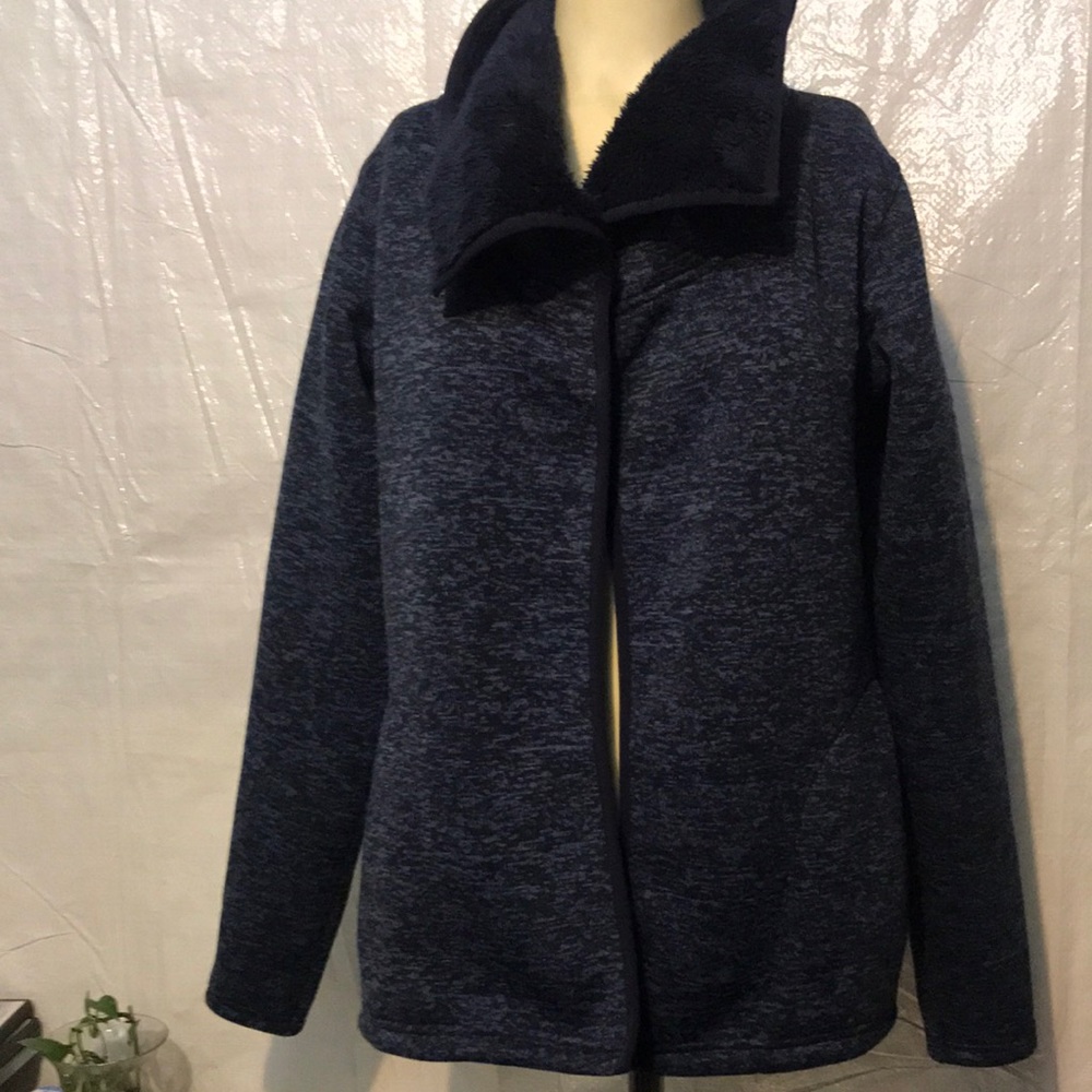 Columbia sweater